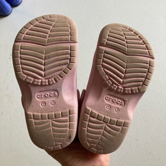 GUC Crocs in light pink - Picture 3 of 3